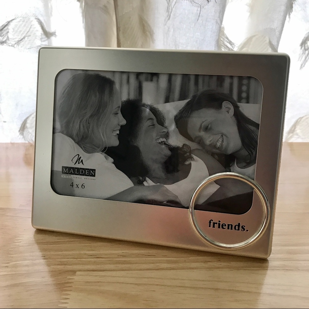 Malden 4” x 6” Friends Photo Frame / Picture Frame